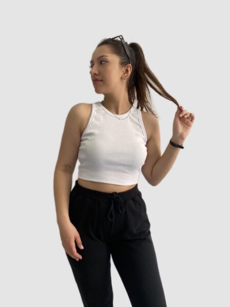 Kolsuz Basic Beyaz Crop Bluz